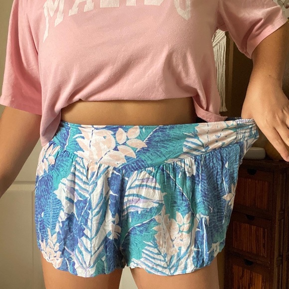 SOLD ON INSTA - Picture 4 of 6